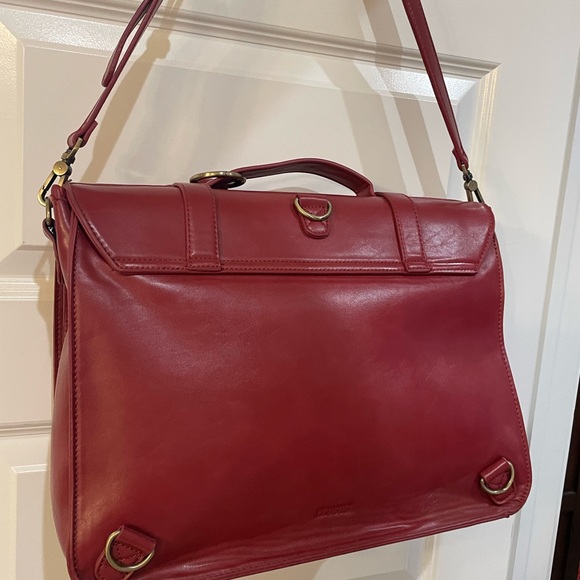 Sophisticated Red Leather Laptop - Picture 3 of 6